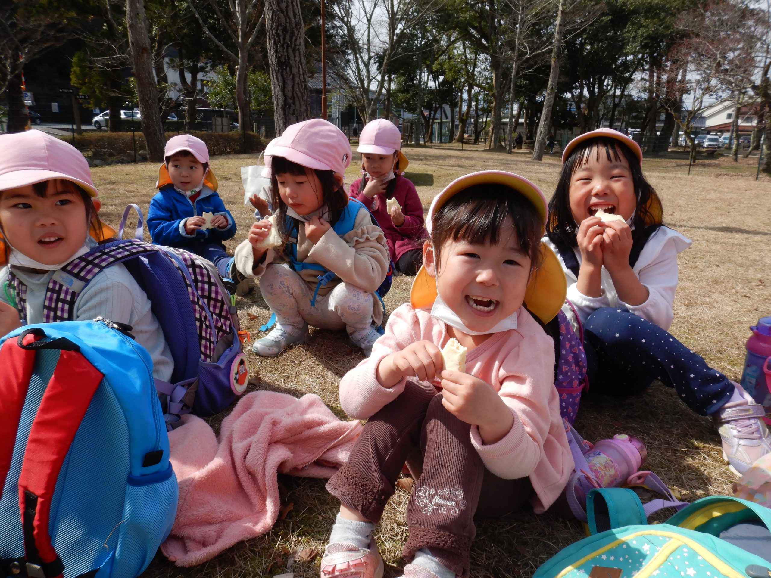 はる　み～つけた！　～年少組～