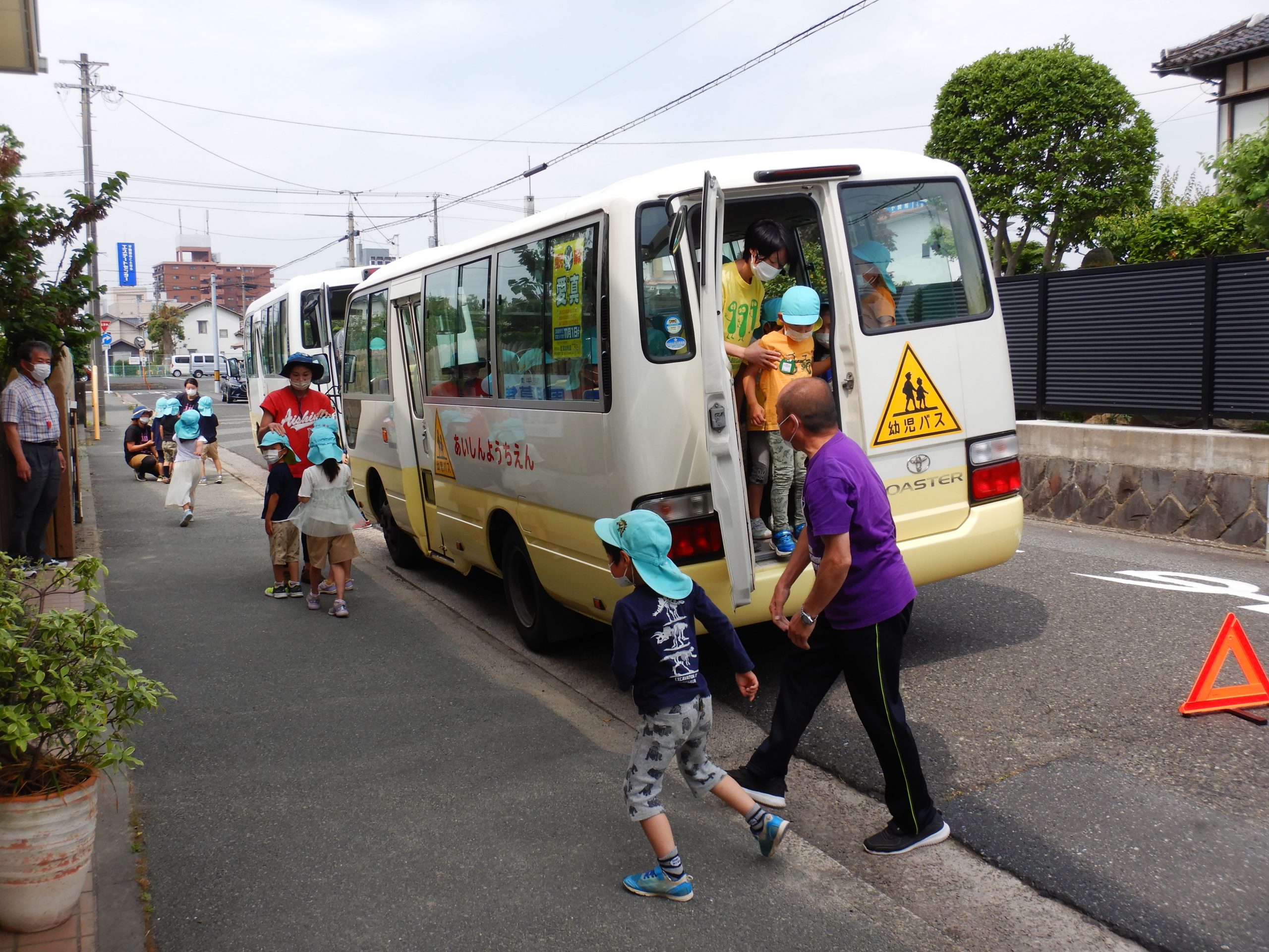バス避難訓練をしました。