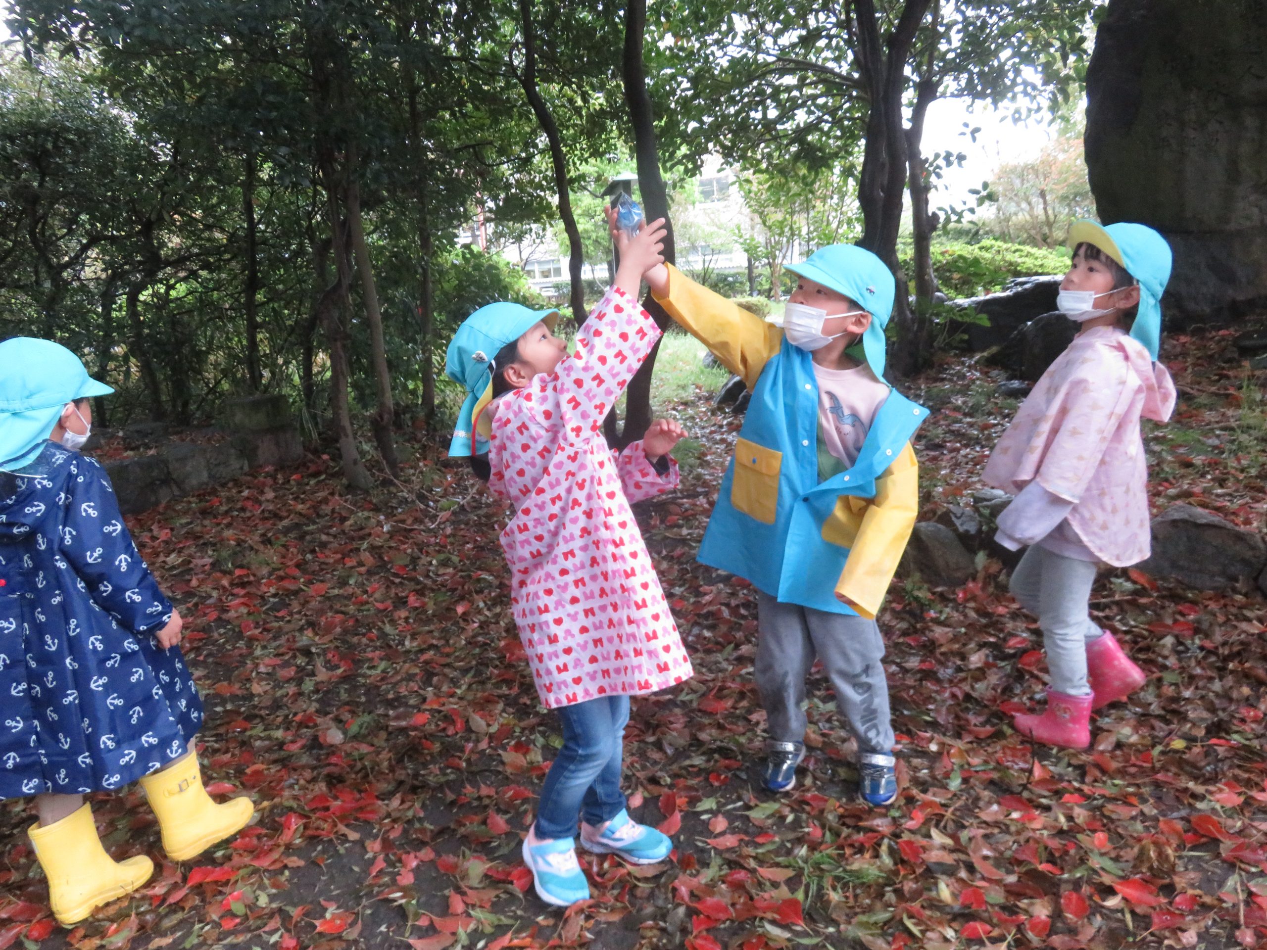 2022年度4月　エッグハンティング（年長組）