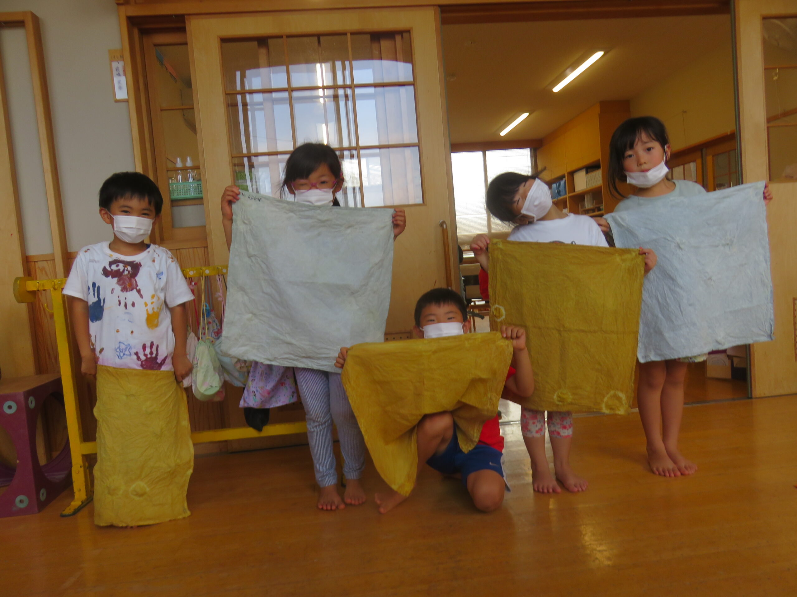 染め物をしたよ（年長組）